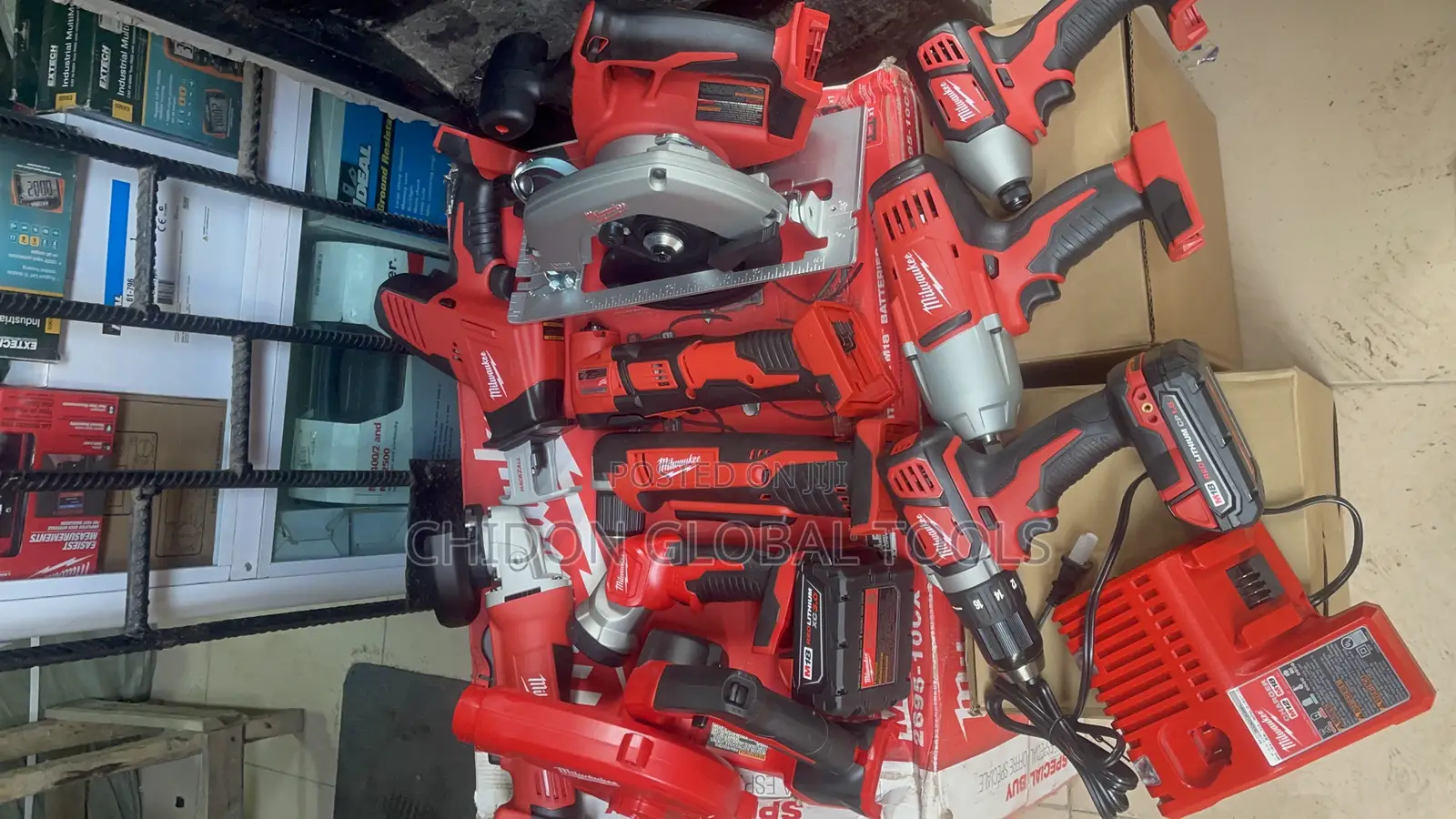 10 In 1 Reachergable Tools