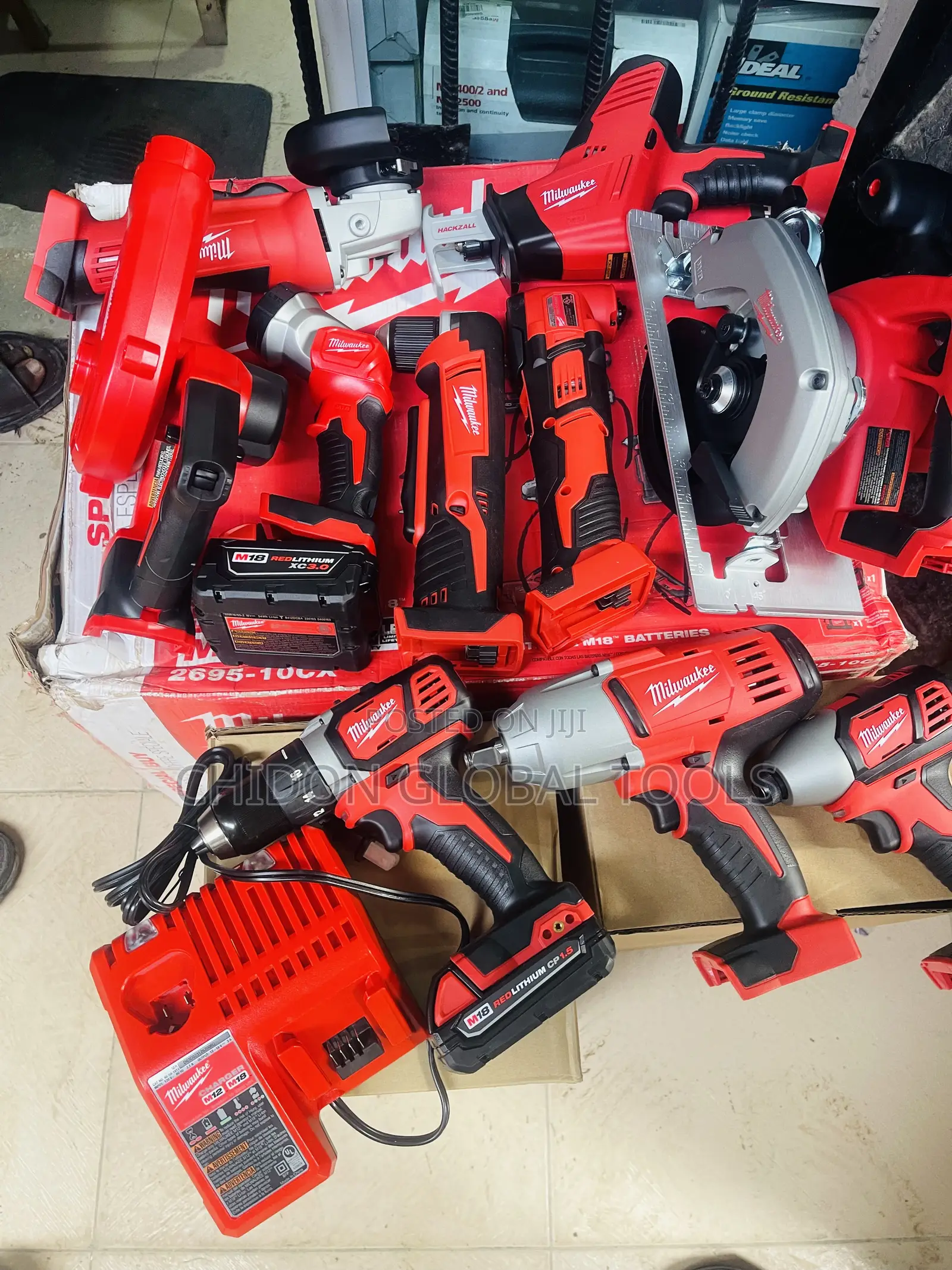 10 In 1 Reachergable Tools