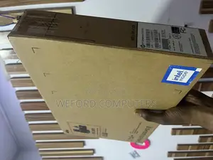 New Laptop HP EliteBook 830 G8 16GB Intel Core I7 SSD 512GB