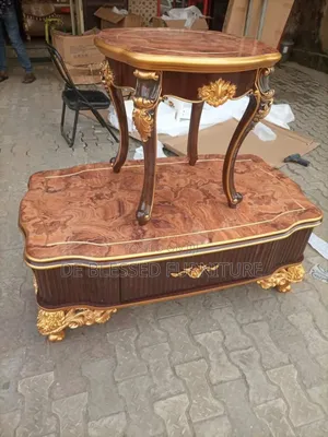 Royal Center Table