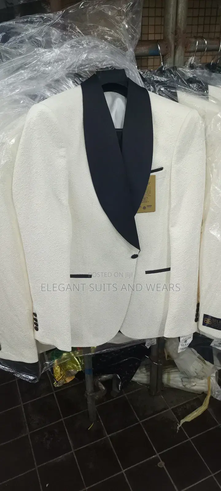 Tuxedo Suit - Men