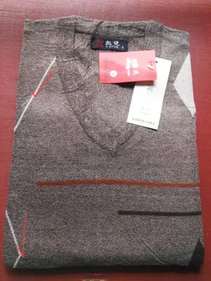 Quality Sleeveless Cardigan
