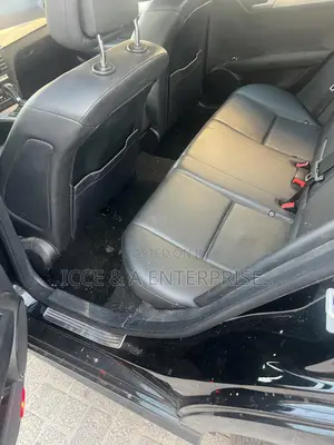 Mercedes-Benz C300 2013 Black