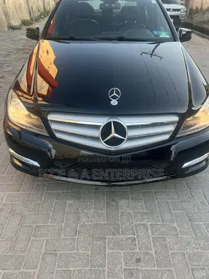Mercedes-Benz C300 2013 Black