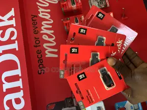 Photo - Sandisk 16GB Cruzer Blade Flash Drive