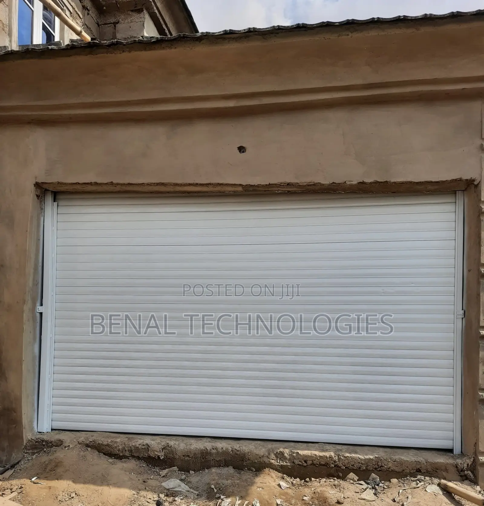 Roller Garage Doors With Smart Tech