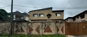 Photo - Land Measuring 1600sqm With a Demolishable Structure on It,