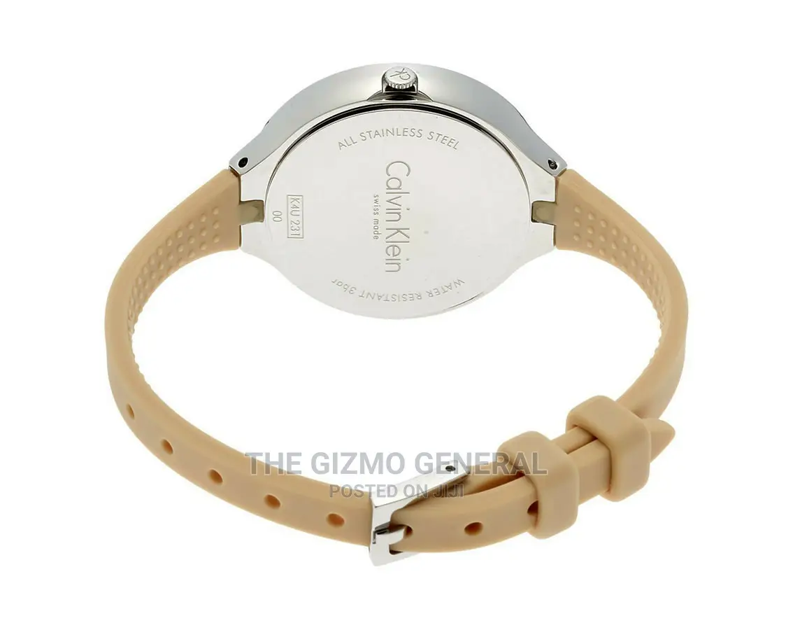 Calvin Klein Lively