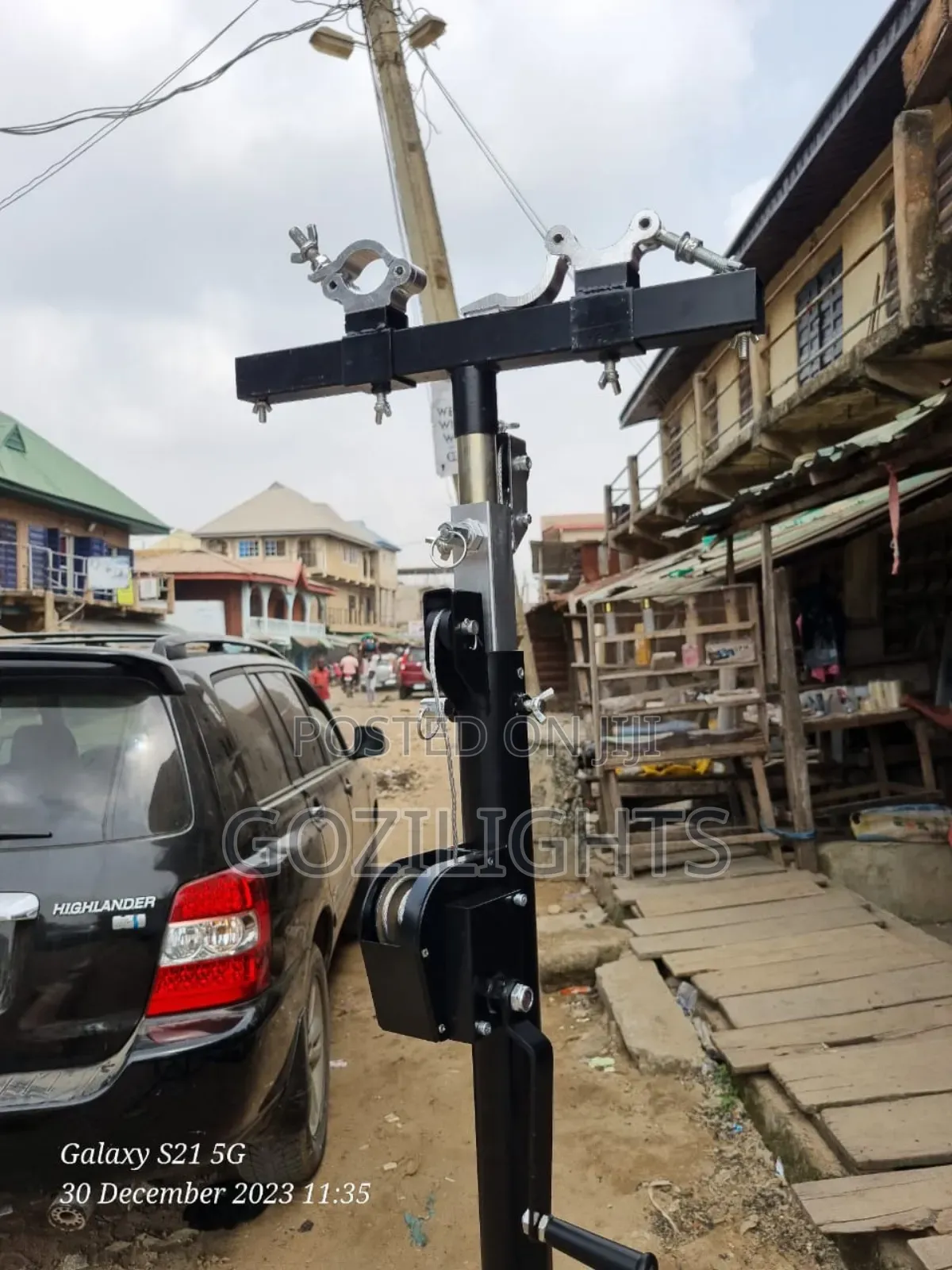 Truss Stand