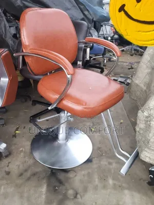 Imported Salon Barber/Stylist Rolling Chair