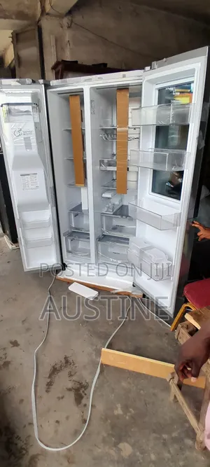 Brand New LG Side-Side>>Nok-Nok>>674L>>Ice Maker>>Dispenser>
