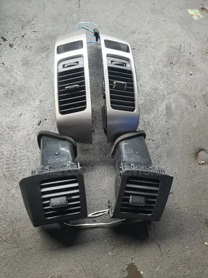 Complete Set of Ac Vent for Toyota Prado 2009 Models.