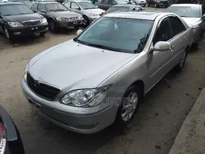 Toyota Camry XLE 4dr Sedan (2.4L 4cyl 5A) 2006 Silver