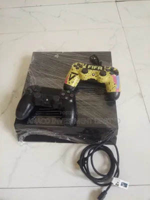Playstation 4 Uk Used With Fc26 Games Installed