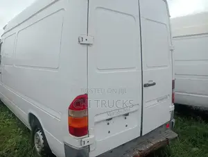Mercedes-Benz Sprinter 2004 White