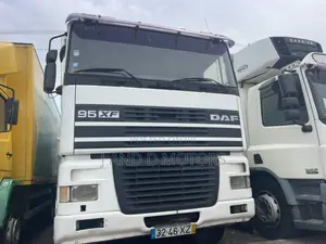 Extra Clean and Sharp Daf Xf 95 1999 White