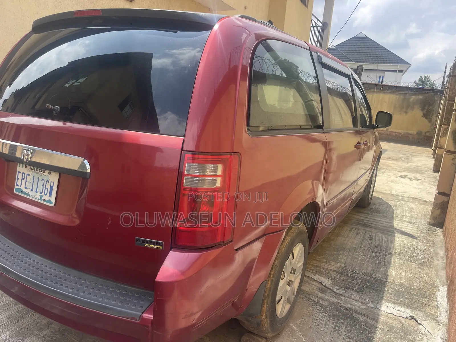 Dodge Caravan 2008 Red