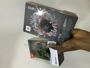 Clip 4 JBL Speaker