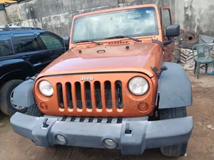 Jeep Wrangler Unlimited Sport 2010 Orange