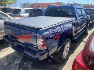 Toyota Tacoma 2014 Blue