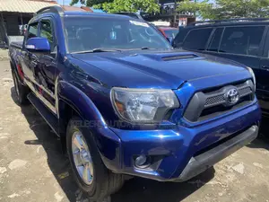 Toyota Tacoma 2014 Blue