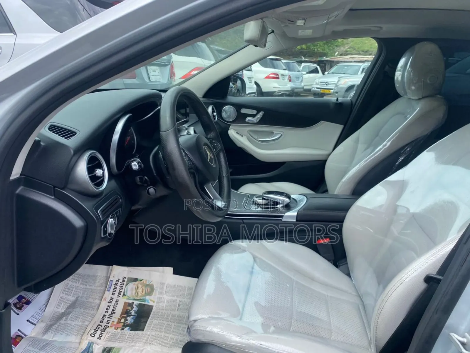 Mercedes-Benz C300 2015 Silver