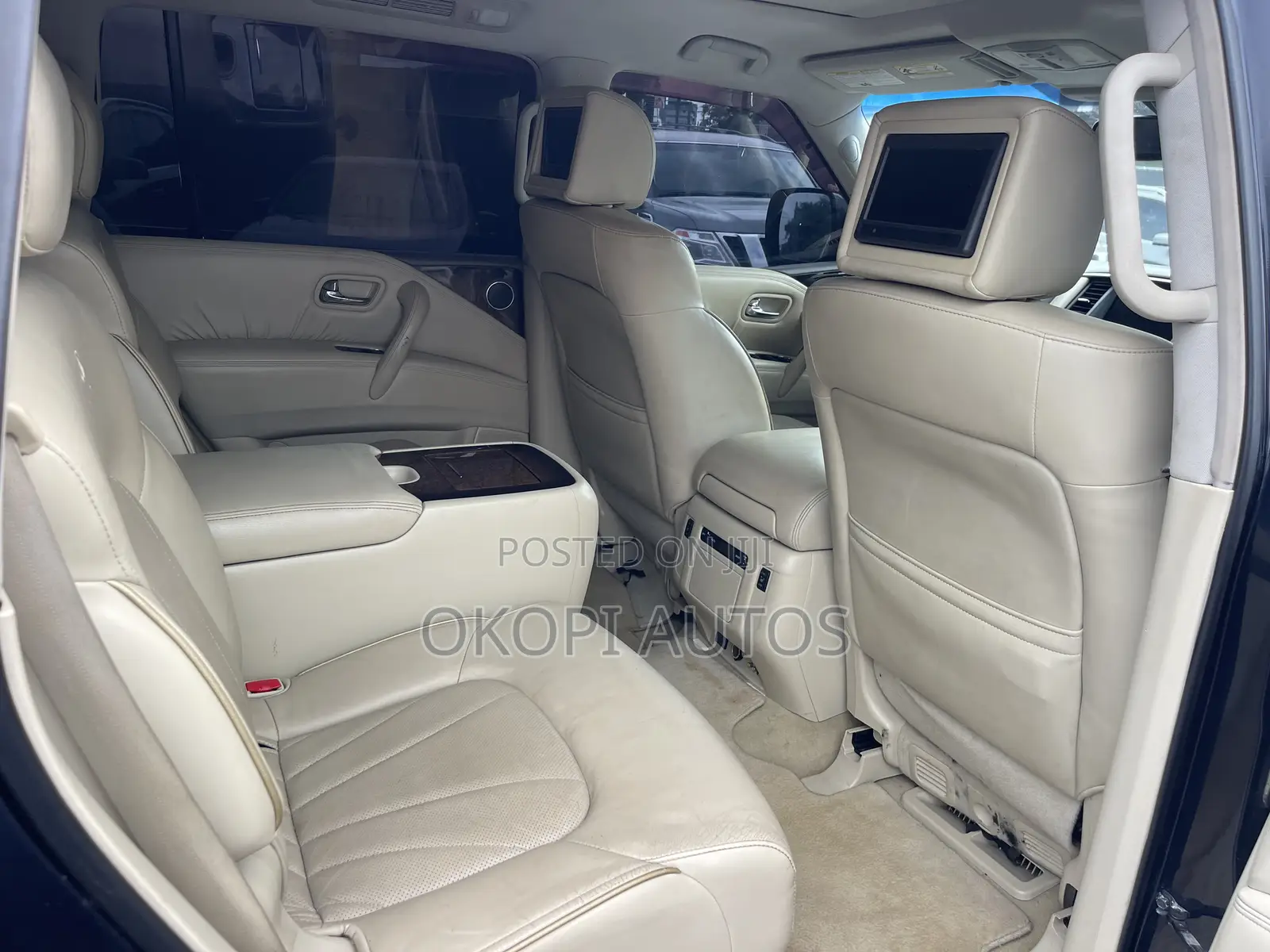 Infiniti QX56 2013 Black