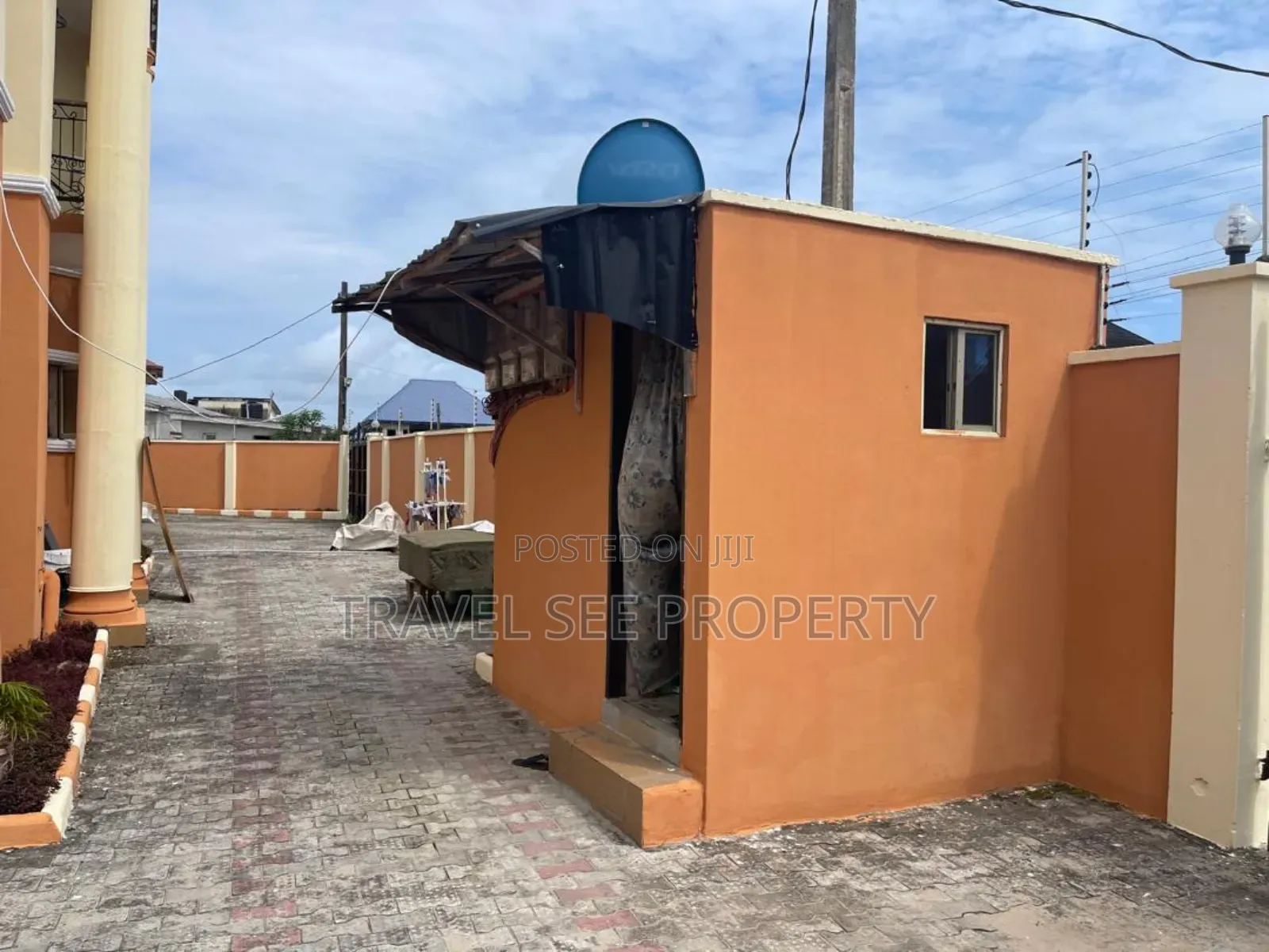 Furnished 3bdrm Block of Flats in Mayfair Garden for sale