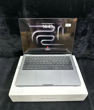 Laptop Apple MacBook Pro 2021 M1 16GB Apple M1 Pro SSD 512GB