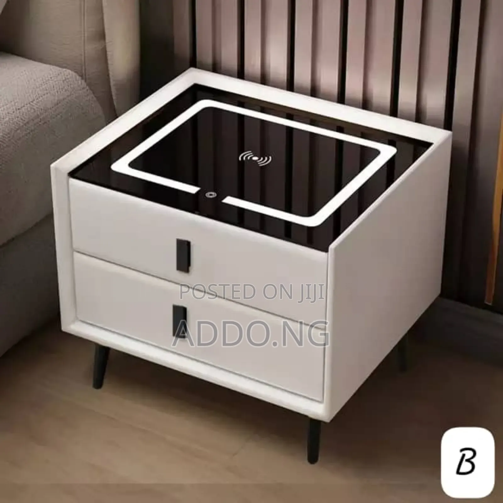 Electric Drawer With Wireless Charging Plug