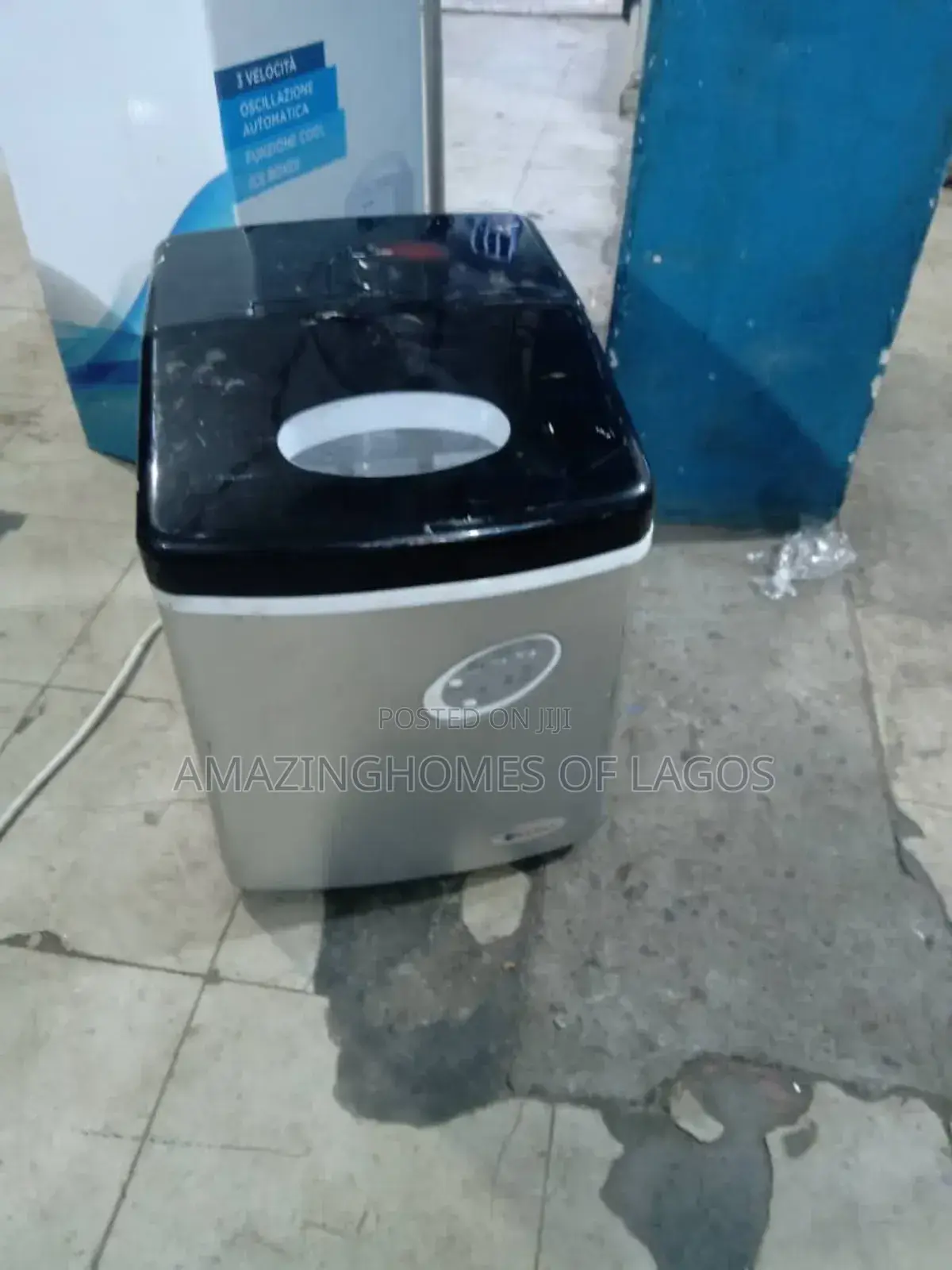 Ice Cube Maker