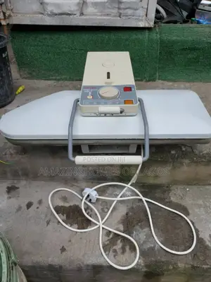 Singer Magic Press 4 Iron
