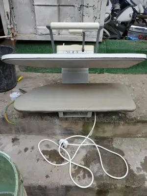 Singer Magic Press 4 Iron