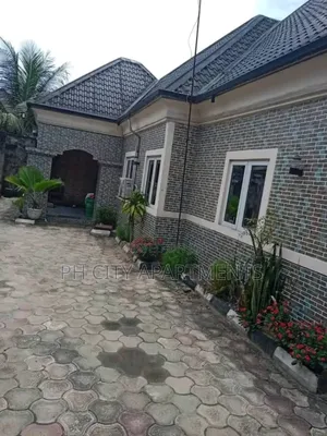 4bdrm Bungalow in Port-Harcourt for sale