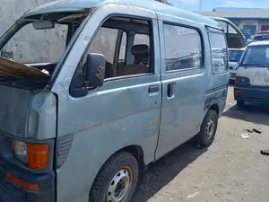 Daihatsu Hijet 2012 Yellow