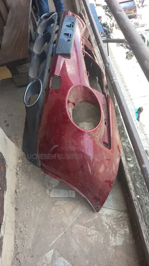 Up and Down Front Tokunbor Bumper Nissan Juke 2010