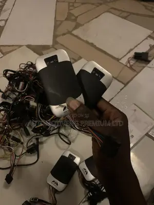 GPS Device Tracker With Installation