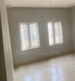Furnished 2bdrm Block of Flats in Pacific Estate, Kubwa for sale