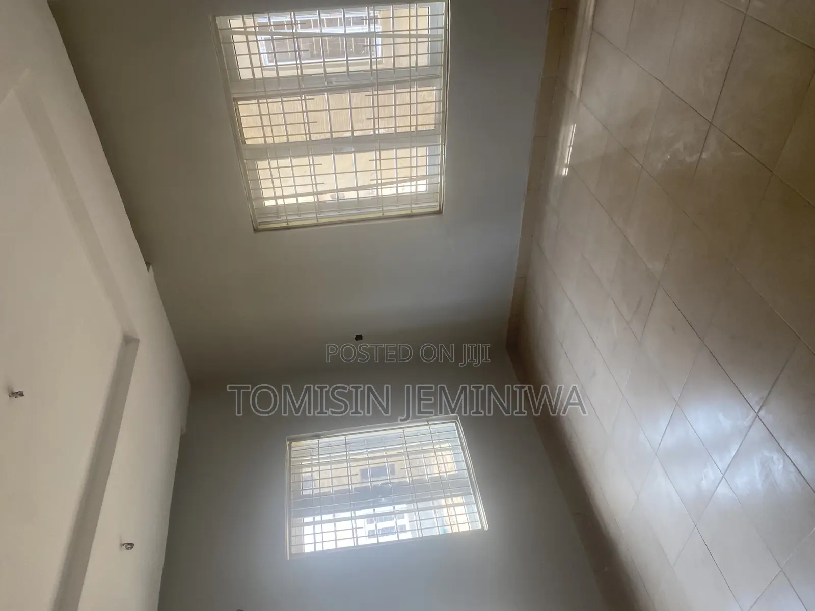 Furnished 2bdrm Block of Flats in Pacific Estate, Kubwa for sale