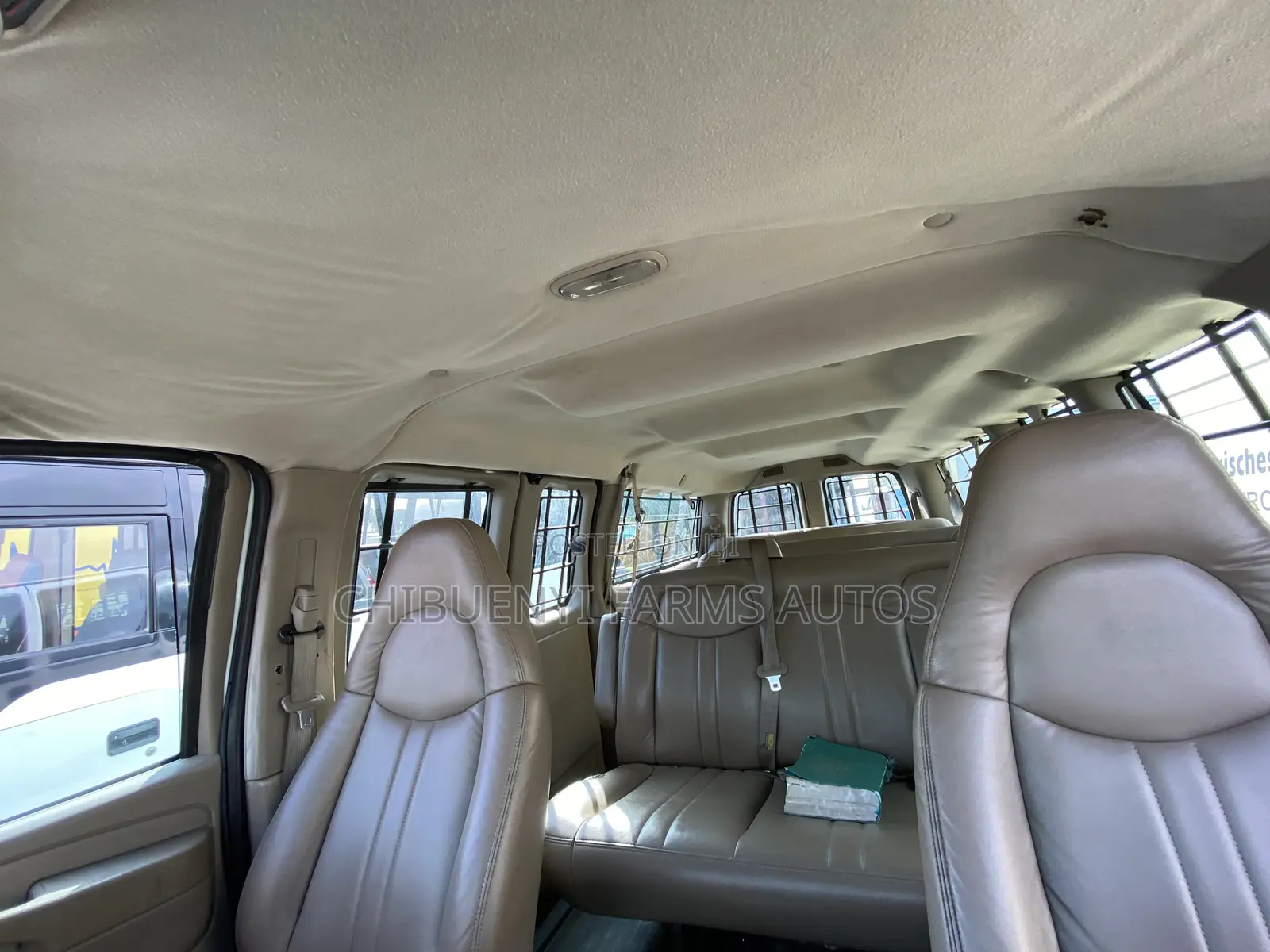 Chevrolet 3500 2013 White