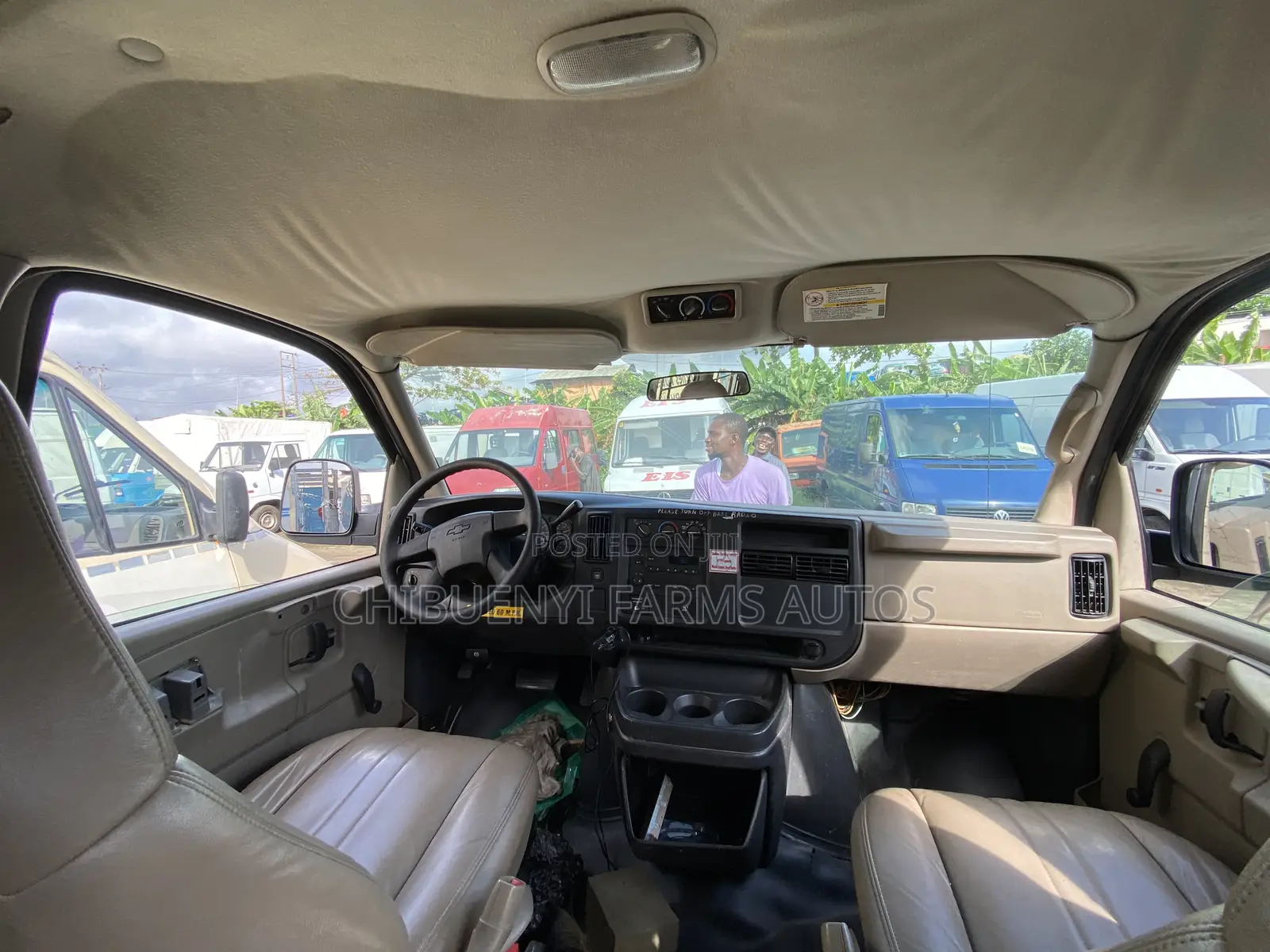 Chevrolet 3500 2013 White