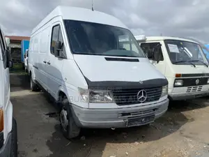 Mercedes-Benz Sprinter 2005 White