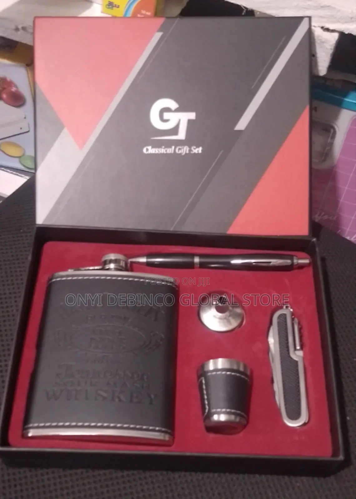 Classical Gift Set Liquor Hip Flask With Funnel Opener Cup