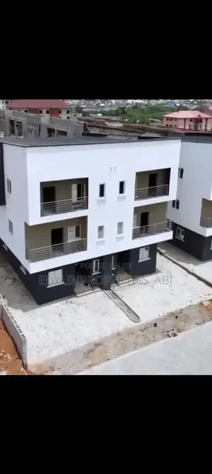 5bdrm Duplex in Katampe (Main) for sale