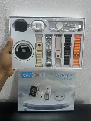 D97 App Controlling Smart Watch With Ringlight And Airpods