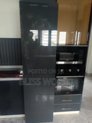 3bdrm Block of Flats in Jabi for rent