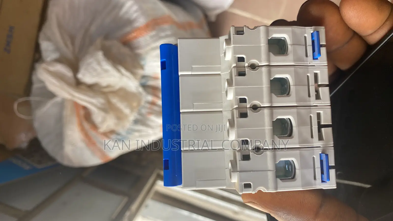 4 Pole Chint MCB Breakers