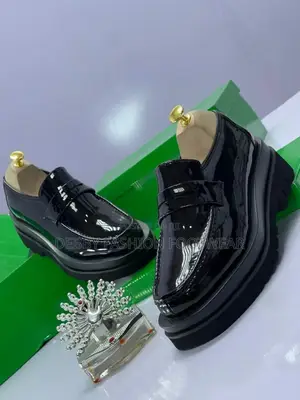 Bottega Veneta High Quality Shoe