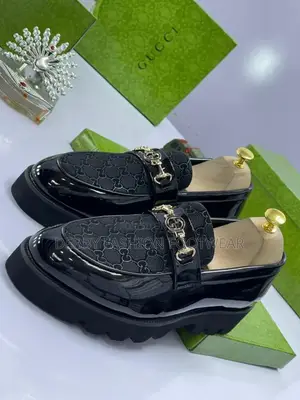 Gucci High Quality Shoe