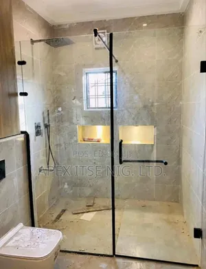 Wall Hinged Shower Cubicle